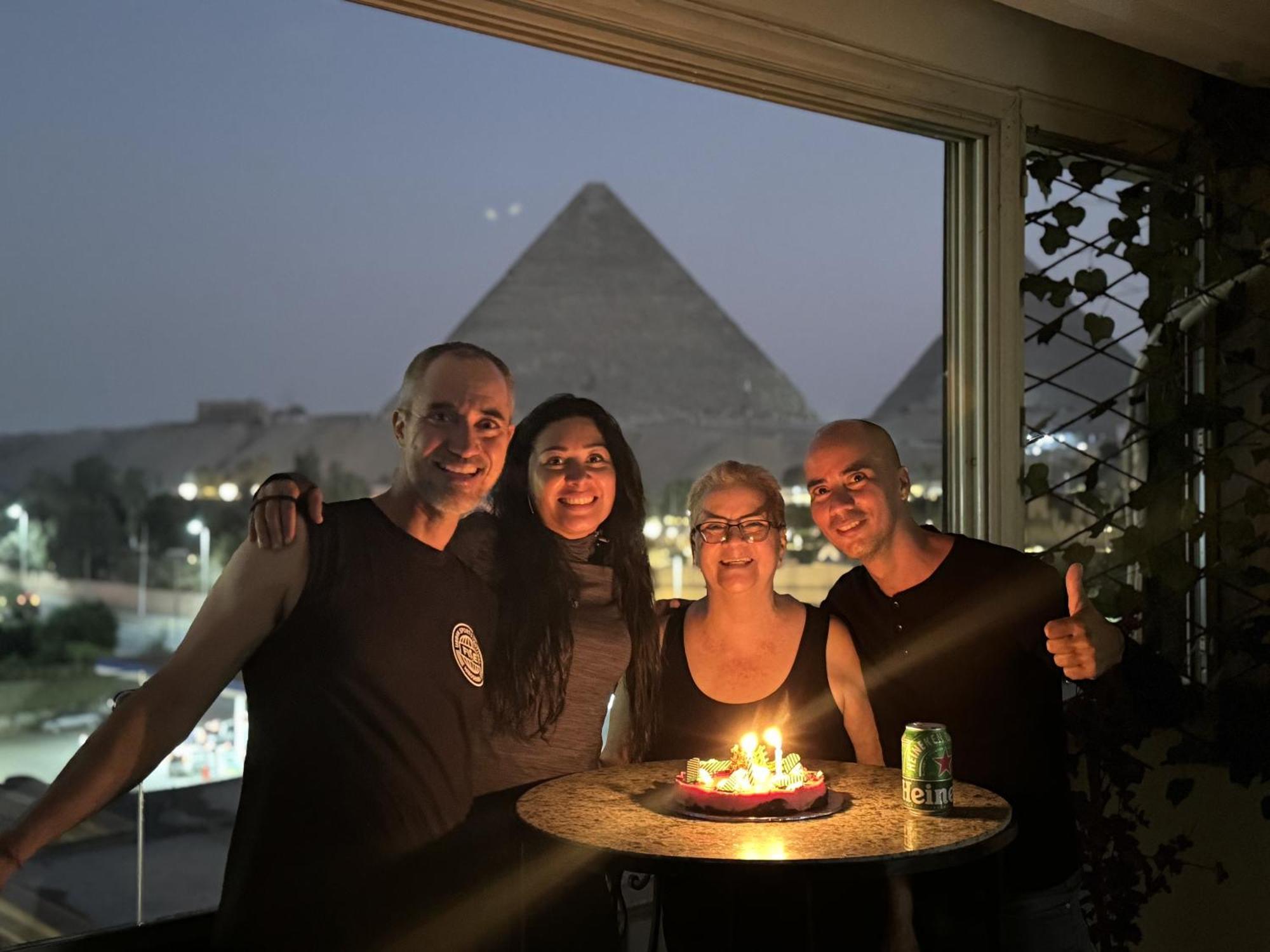 Unique Pyramids Boutique Inn Kafrat al Jabal Bagian luar foto