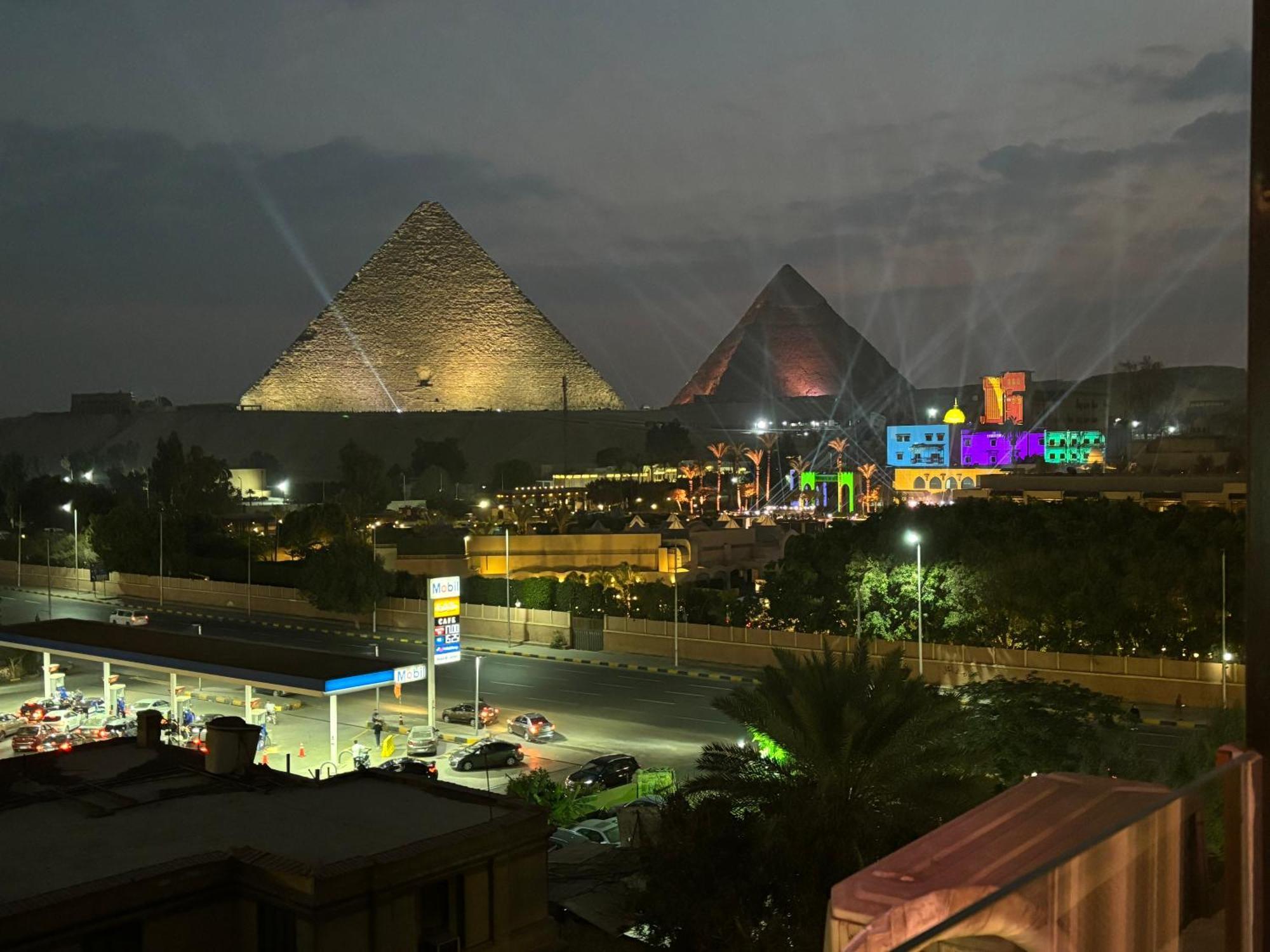 Unique Pyramids Boutique Inn Kafrat al Jabal Bagian luar foto