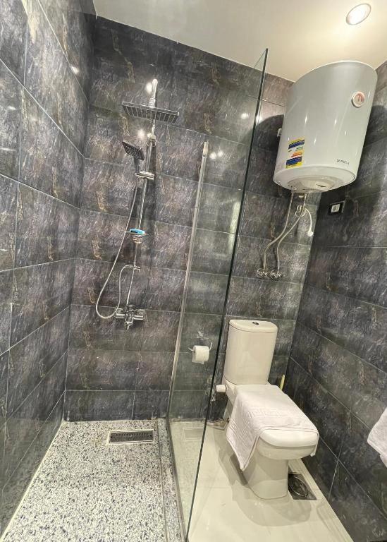 Unique Pyramids Boutique Inn Kafrat al Jabal Bagian luar foto