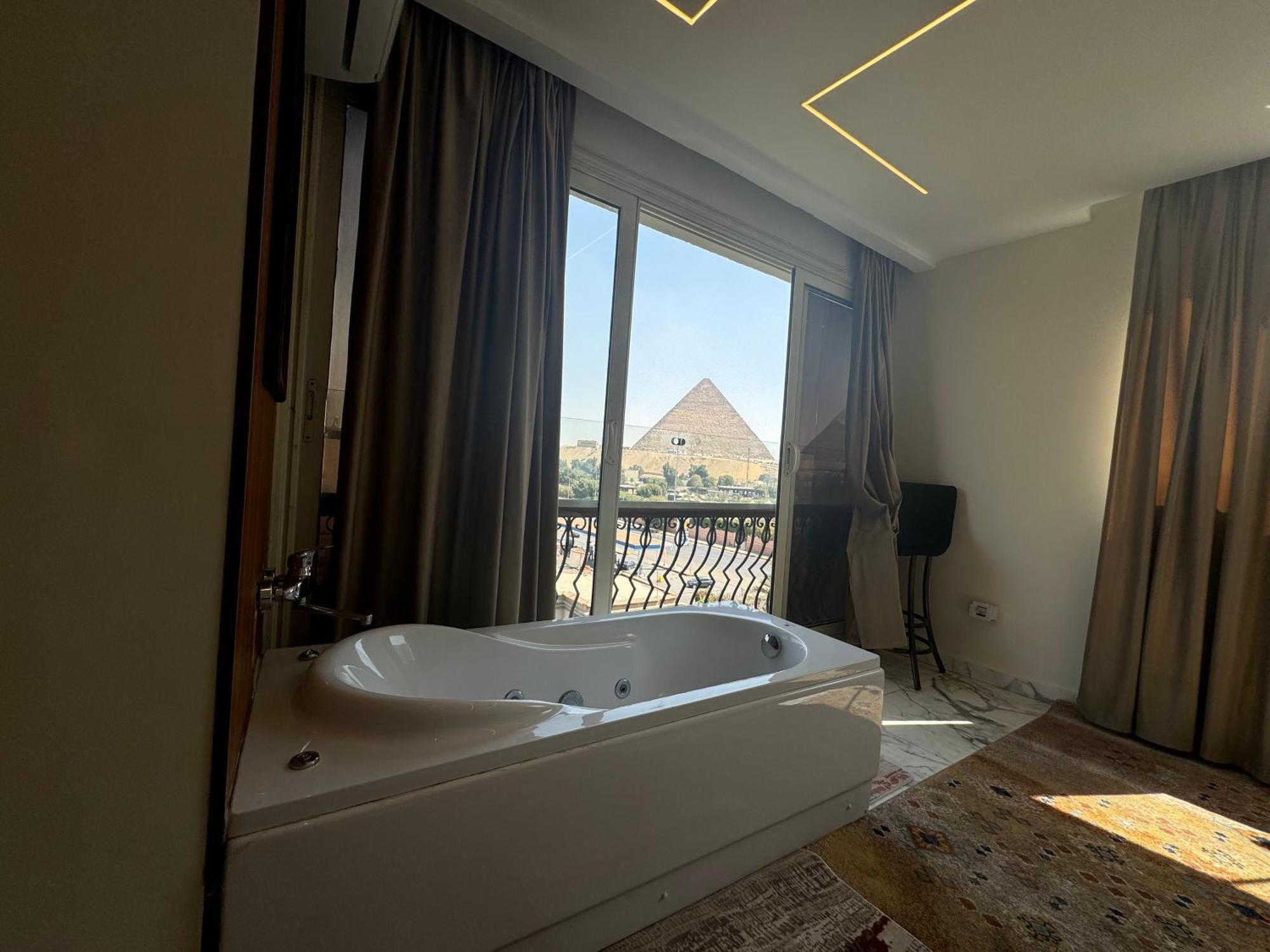 Unique Pyramids Boutique Inn Kafrat al Jabal Bagian luar foto